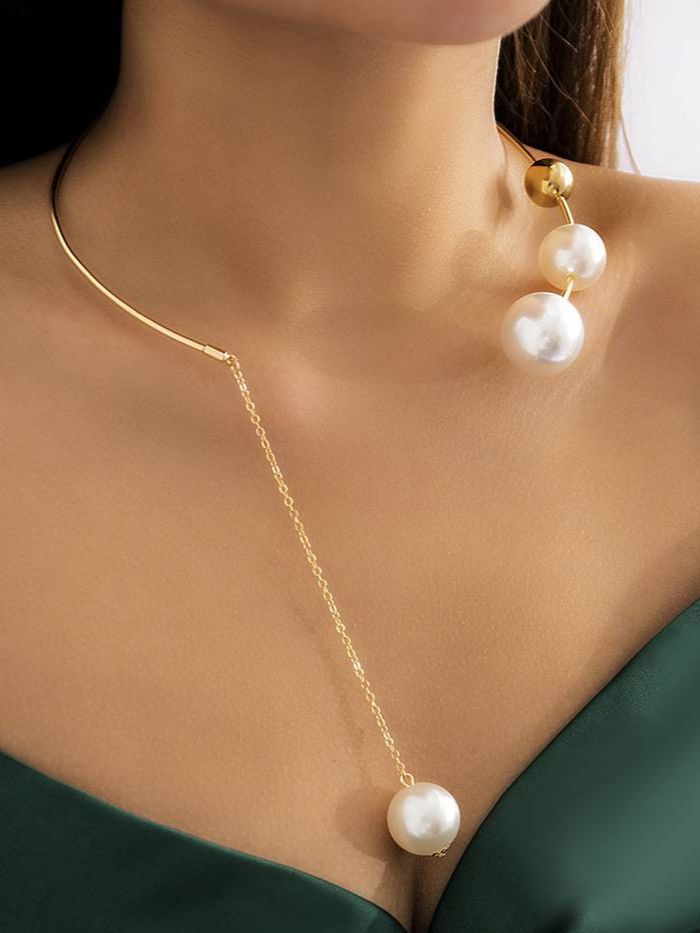 Gold Faux Pearl Chain Choker