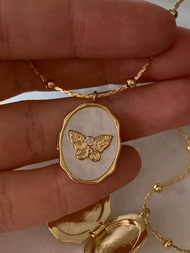 Vintage Butterfly Photo Frame Pendant Necklace