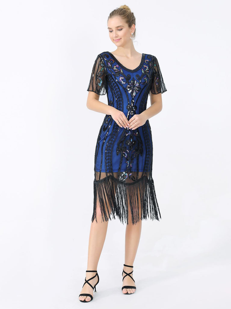She slips into this 1920s Fringe Sequin Flapper Dress and suddenly it's a 1920s daydream