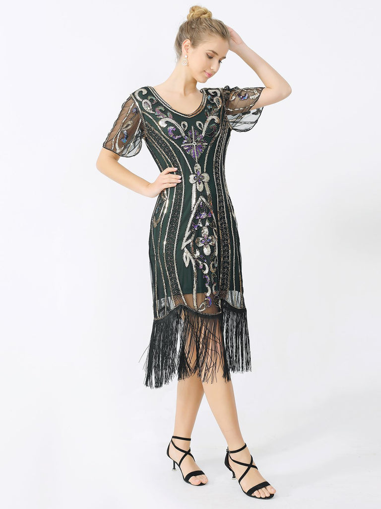 She slips into this 1920s Fringe Sequin Flapper Dress and suddenly it's a 1920s daydream
