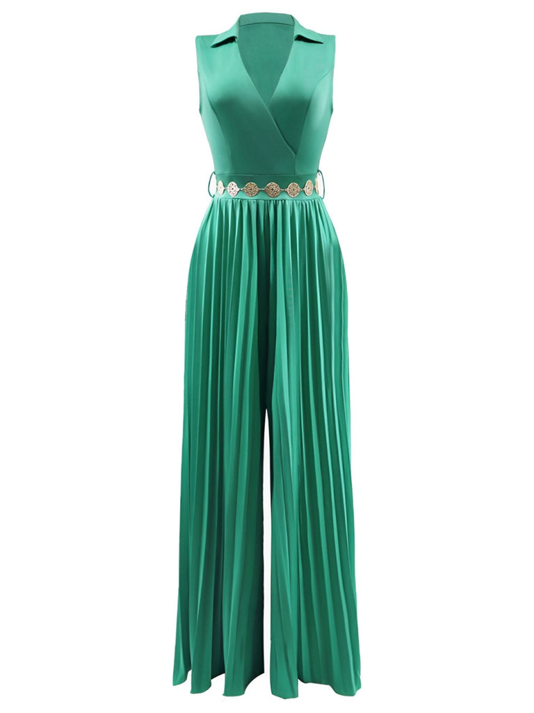 She finds her 1930s story in this 1930s V-Neck Lapel Pleated Wide-Leg Jumpsuit