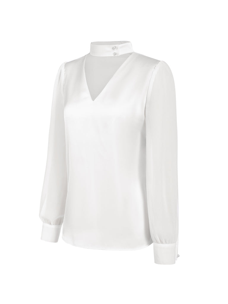 This 1940s Round Neck Satin Puff Sleeve Blouse brings 1940s soul to her everyday