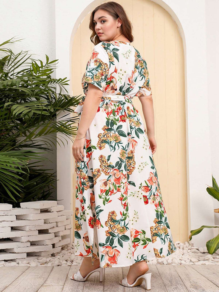 This 1940s Surplice V-Neck Belted Floral Dress wraps her in 1940s elegance, one twirl at a time