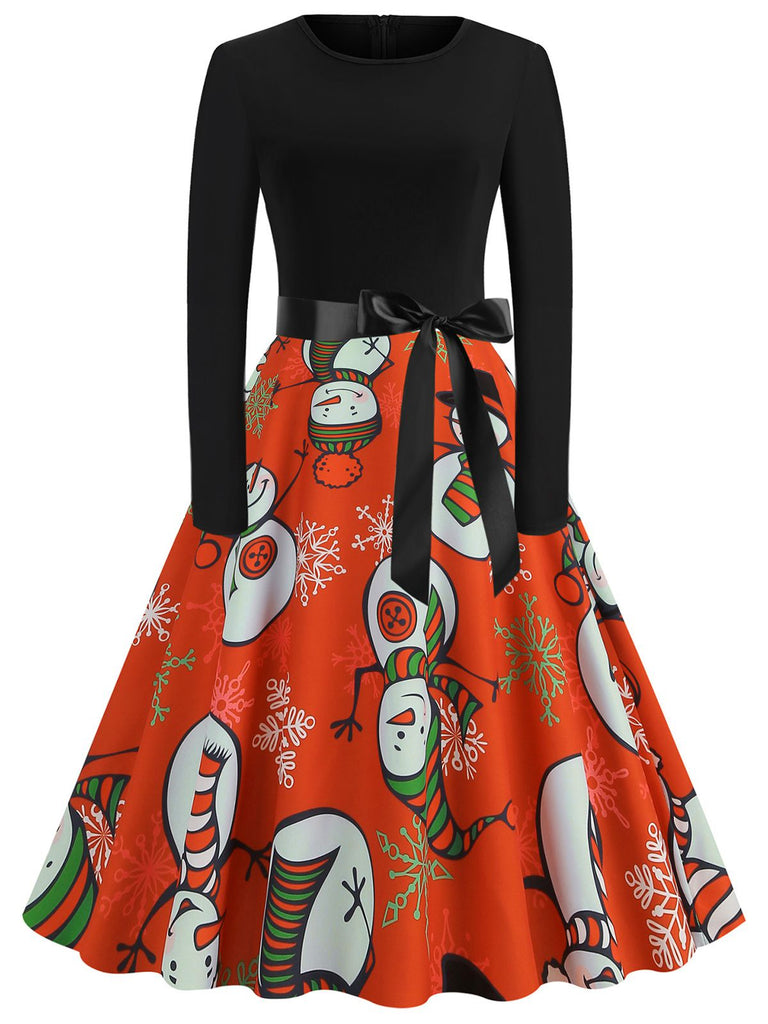She slips into this 1950s Christmas Crew Neck Patchwork Swing Dress and suddenly it's a 1950s daydream