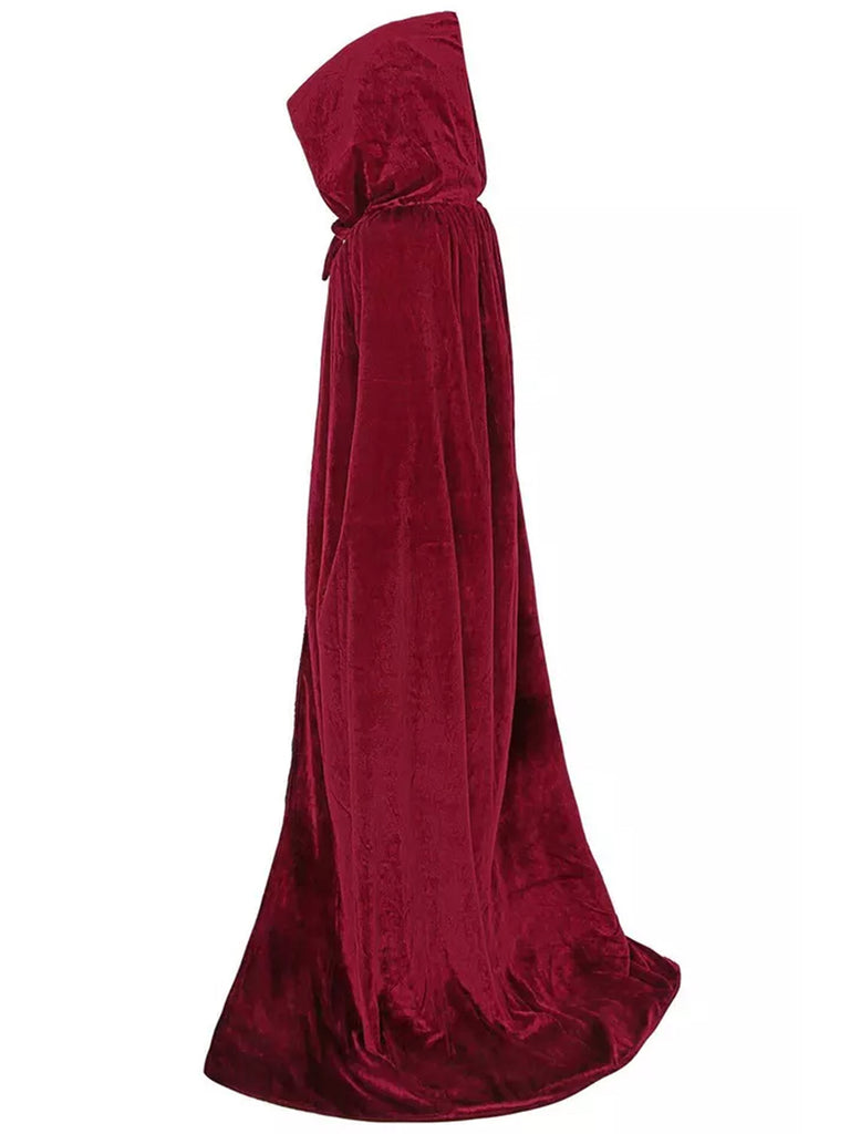This 1950s Christmas Solid Long Hooded Cape is her armor of 1950s elegance