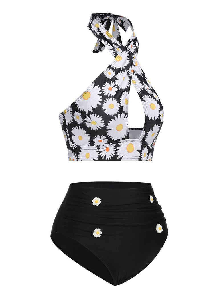 This 1950s Daisy Cross Strap Swimsuit carries 1950s vacation dreams in every stitch