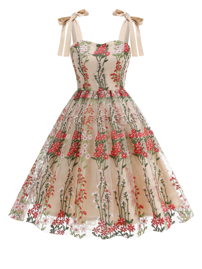 This 1950s Embroidered Mesh Lace-Up Sweetheart Neck Dress wraps her in 1950s elegance, one twirl at a time