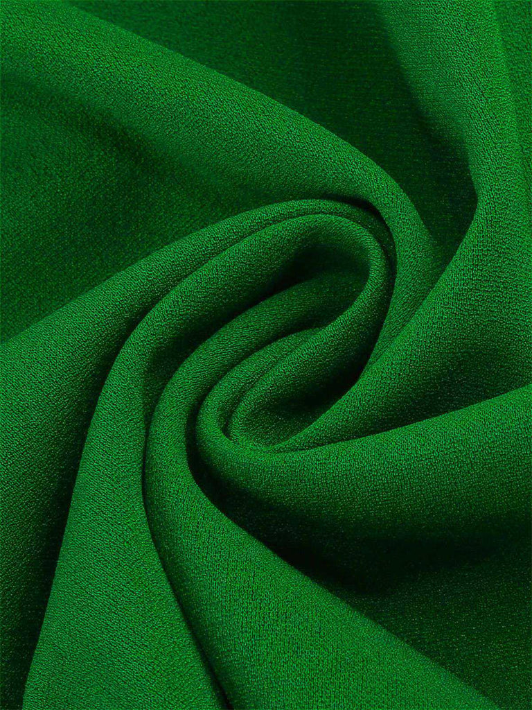 This 1950s Solid Belted Swing Dress wraps her in 1950s elegance, one twirl at a time