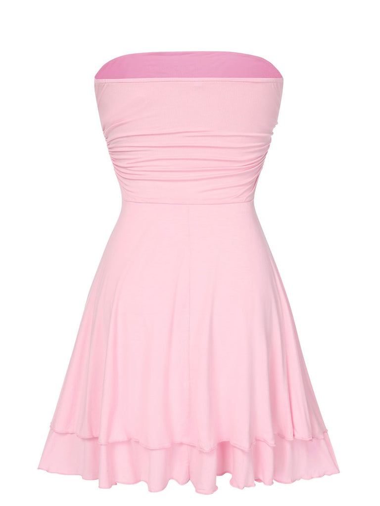 She slips into this 1960s Bandeau Solid Bodycon Dress and suddenly it's a 1960s daydream