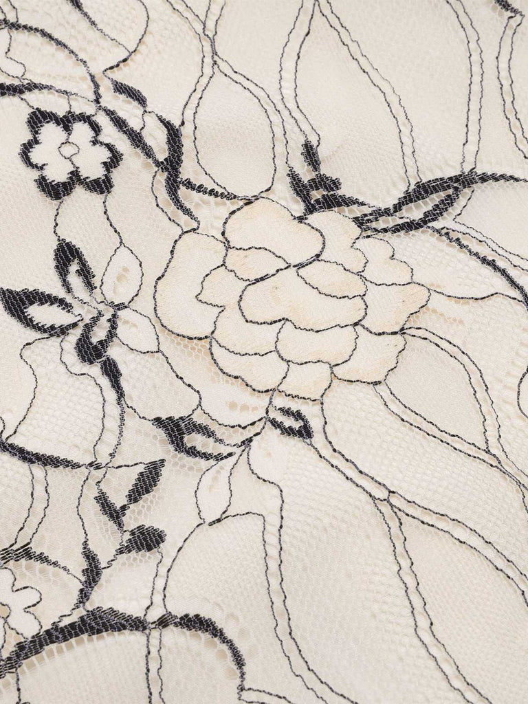 This 1960s Floral Sheer Lace Pencil Dress wraps her in 1960s elegance, one twirl at a time