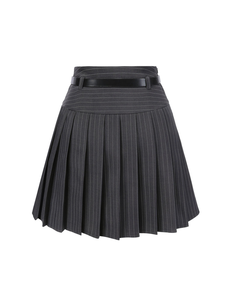 She pairs this 2PCS Dark 1960s Pinstripes Top & Pleated Skirt with confidence and 1960s charm