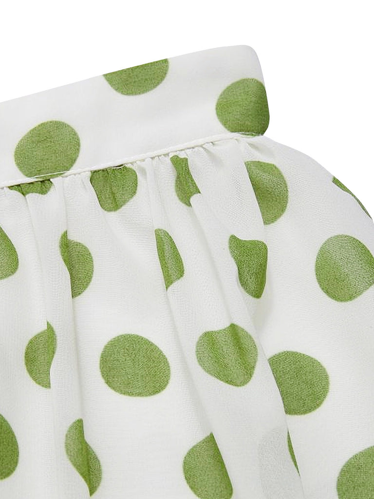 This 2PCS Green 1940s Buttons Shirt & Polka Dots Skirt brings 1940s soul to her everyday