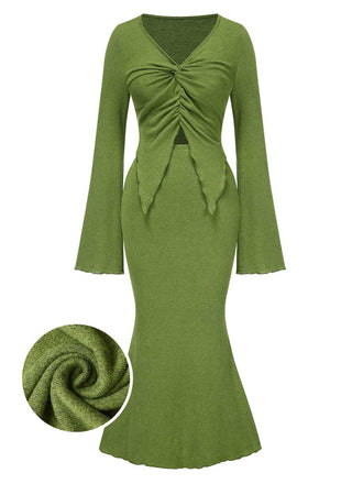 She pairs this 2PCS Olive Green 1930s V-Neck Top & Mermaid Skirt with confidence and 1930s charm