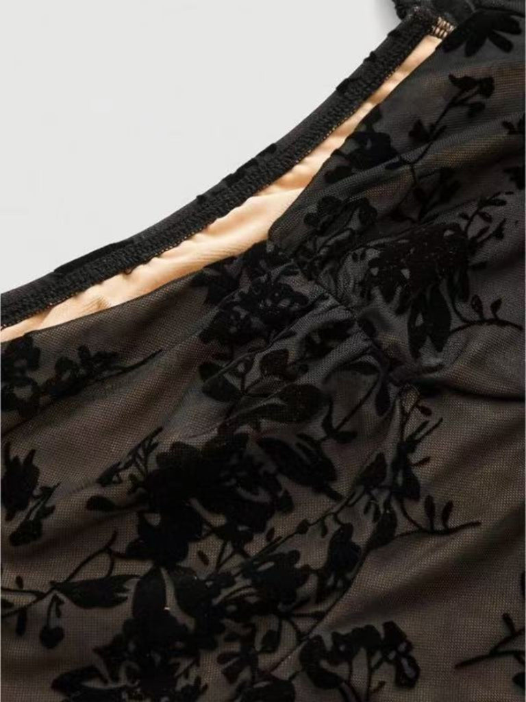 Black 1950s Lace Floral Bishop Sleeves Dress