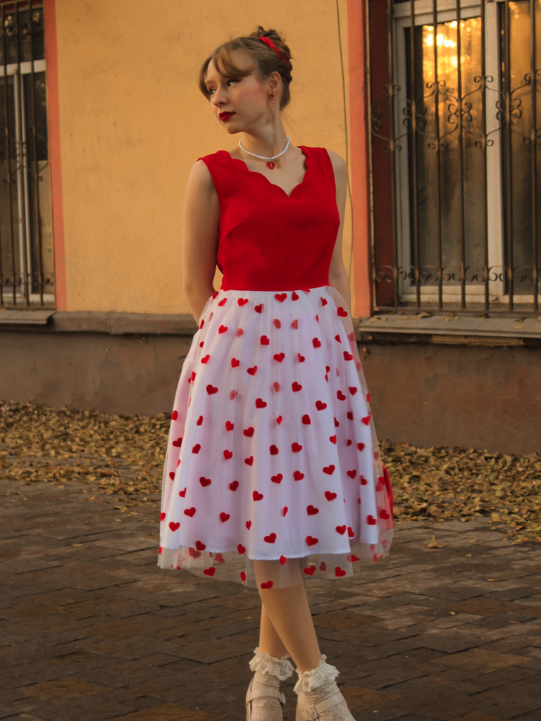 Red 1950s Heart Bow Sleeveless Dress