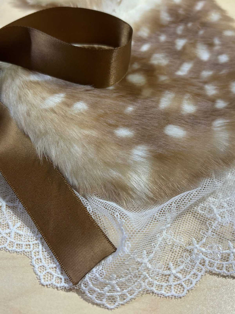 Retro Lace Trim Deer Bow Faux Fur Collar