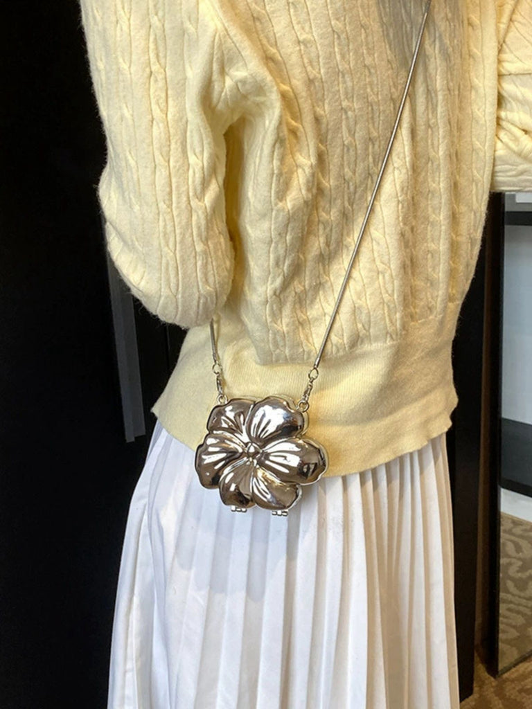 Flower Shape Alloy Chain Mini Bag