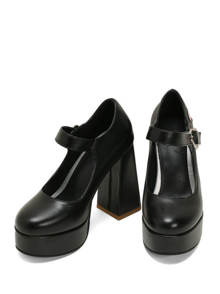 Vintage Heart Cut-Outs & Buckle Mary Jane High Heel Shoes