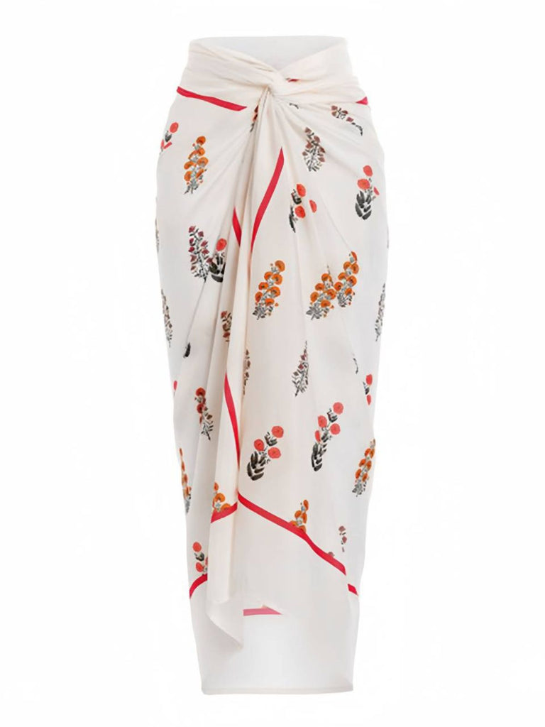 She finds her 1960s story in this Beige 1960s Plants & Floral Cover-Up