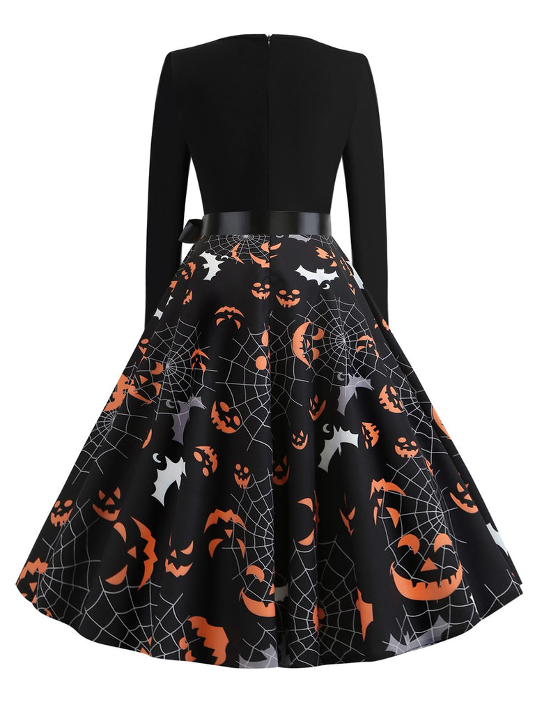 This Black 1950s Halloween Petal Collar Dress wraps her in 1950s elegance, one twirl at a time