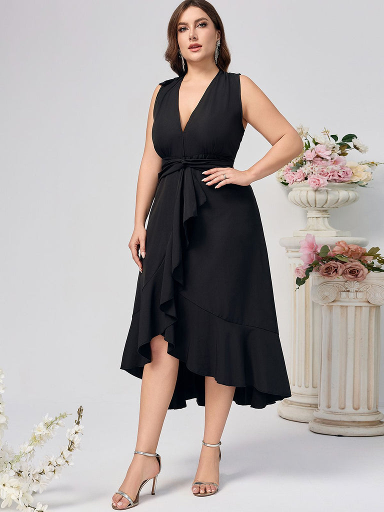 This Black 1950s V-Neck Ruffles Dress wraps her in 1950s elegance, one twirl at a time