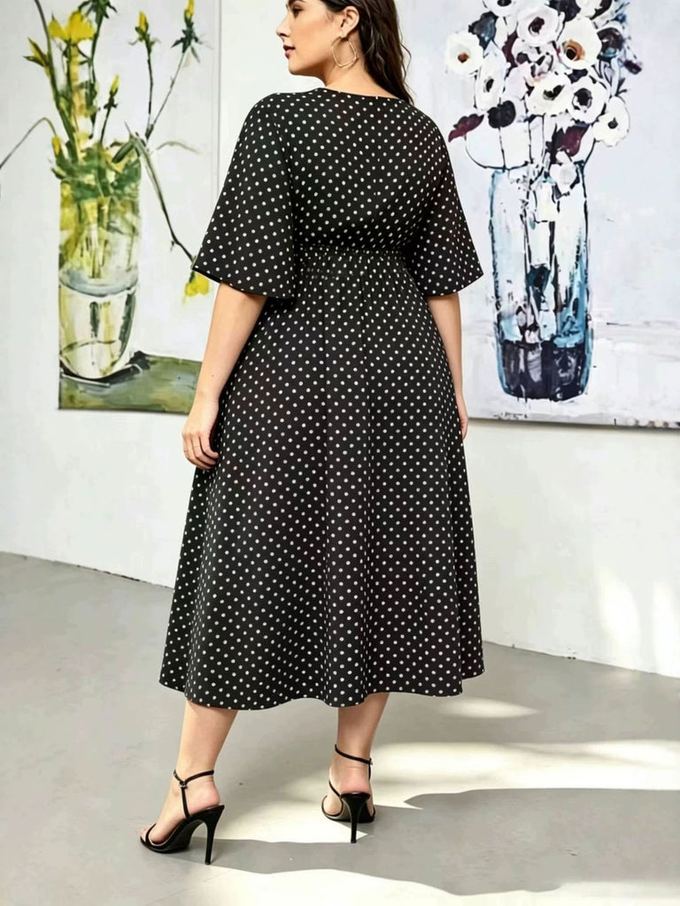 Black 1960s Vintage Classic Dress 5