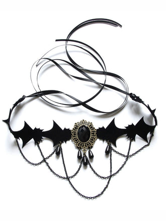 Black Retro Halloween Gemstone Necklace: timeless style reimagined