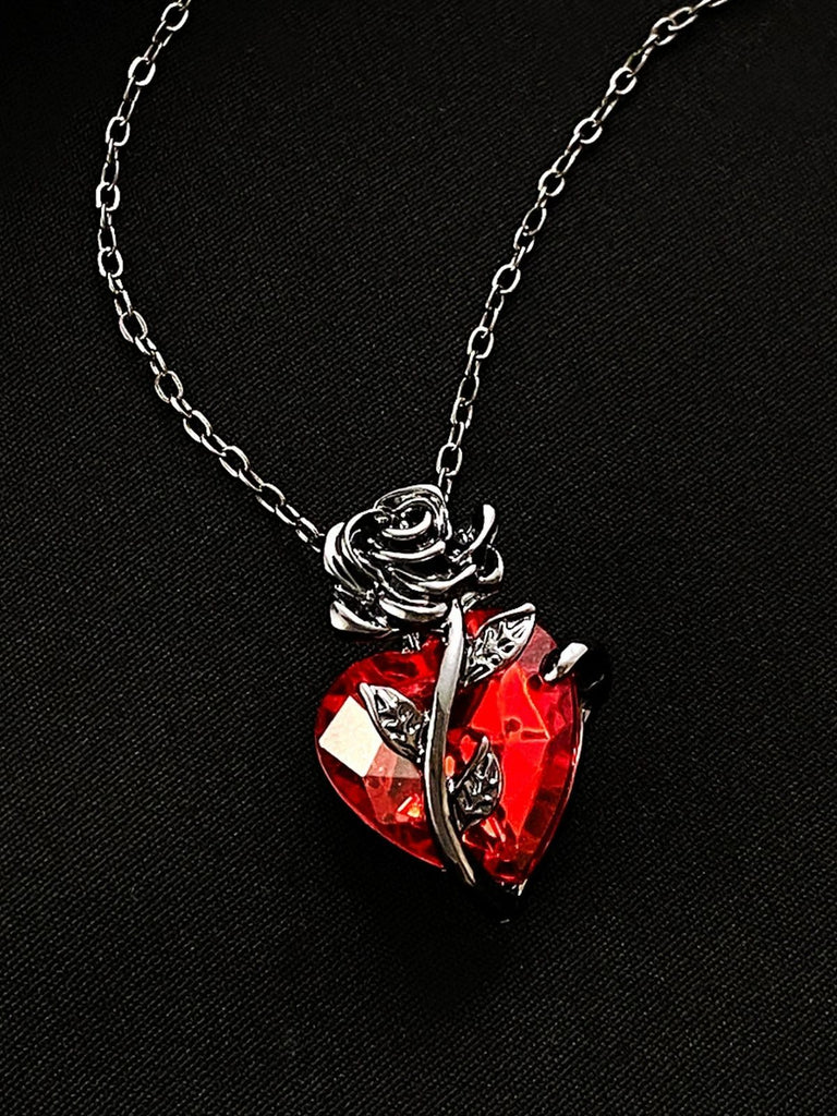 Gothic Rose Heart Rhinestone Pendant Necklace - vintage jewelry, Art Deco for vintage lovers