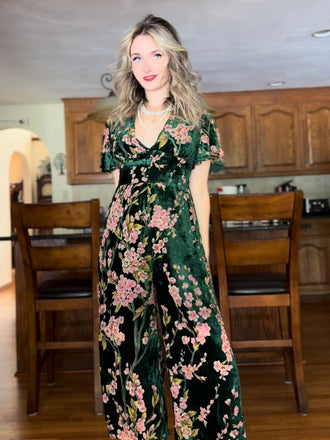 She finds her 1930s story in this Green 1930s Velvet Vintage Jumpsuit
