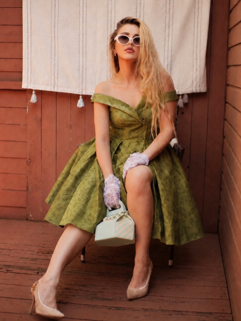 Green 1950s Off-Shoulder Vintage Dress, vintage dress, retro fashion, rockabilly, pin-up fashion - perfect for women who love vintage and retro fashion