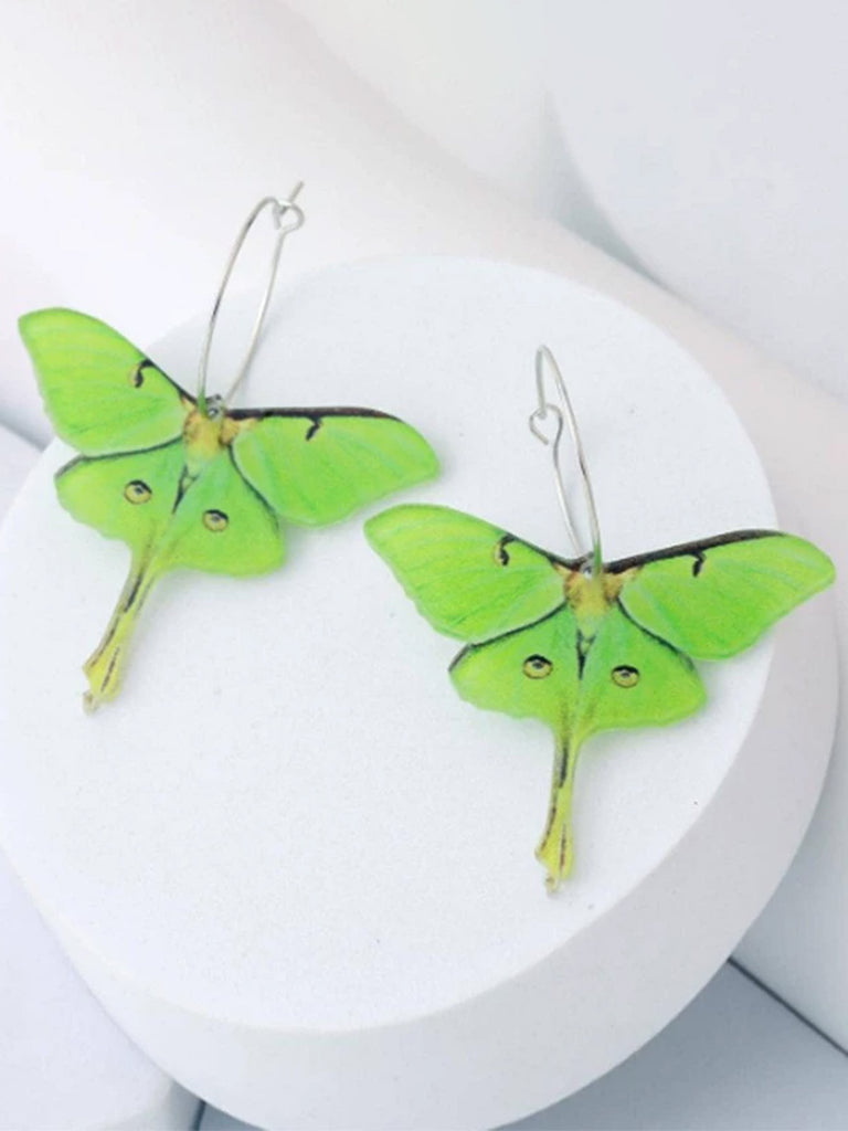 Green Vintage Luna Moth Drop Earrings, vintage fashion, retro style - perfect for women who love vintage and retro fashion