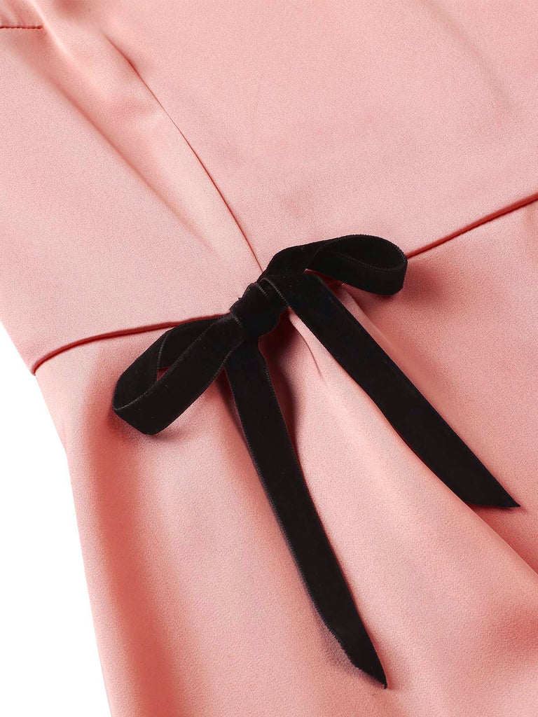 Light Pink 1940s Solid Bow Dress: where 1940s romance meets her modern spirit