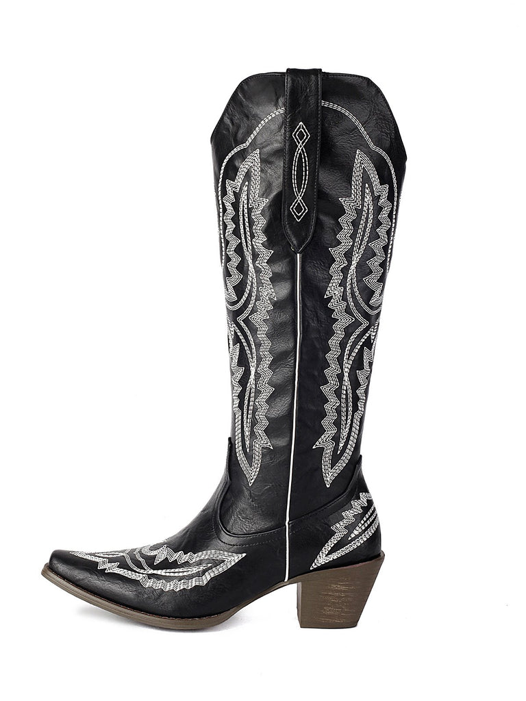 She finds her vintage story in this Pointed Embroi