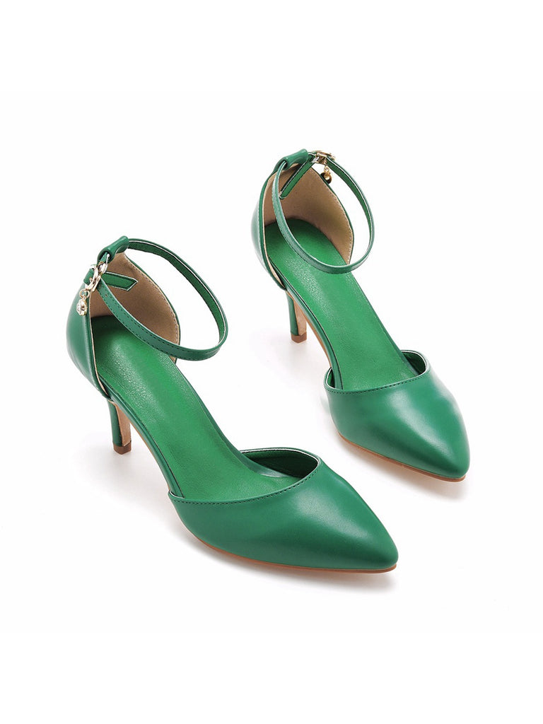 She finds her vintage story in this Pointed Toe Leather Stiletto Heels Shoes