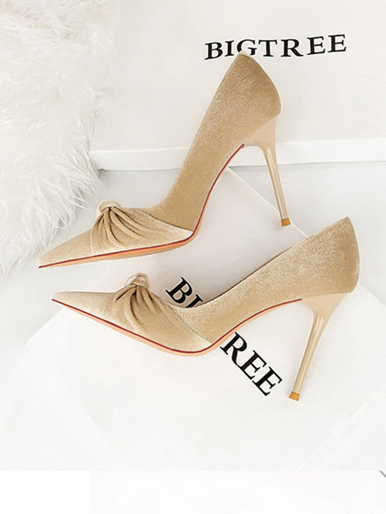 Pointed Toe Velvet Stiletto Heels Shoes — vintage style that transcends decades