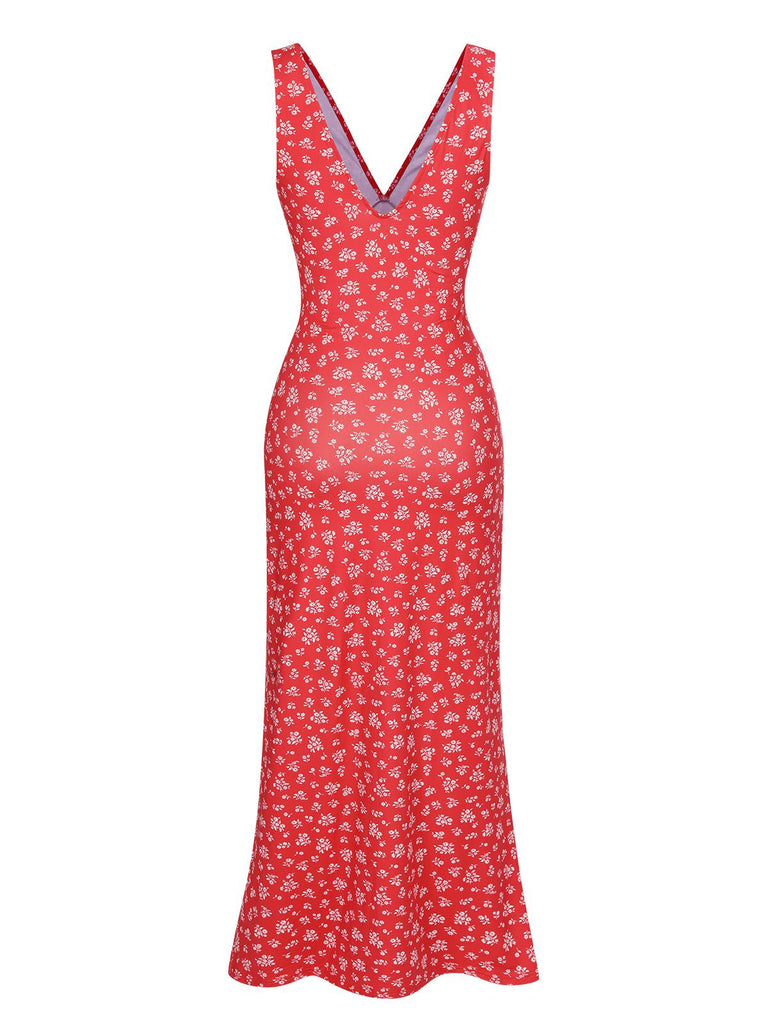 This Red 1960s V-Neck Ditsy Floral Dress wraps her in 1960s elegance, one twirl at a time