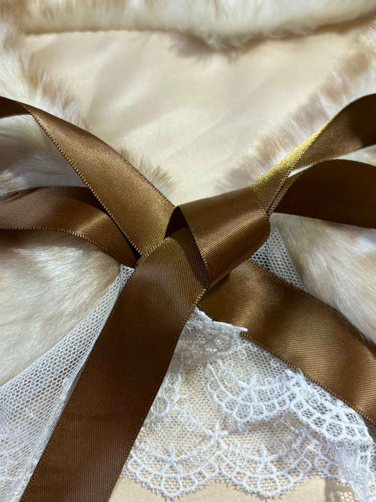 Retro Lace Trim Deer Bow Faux Fur Collar - vintage fashion, retro style