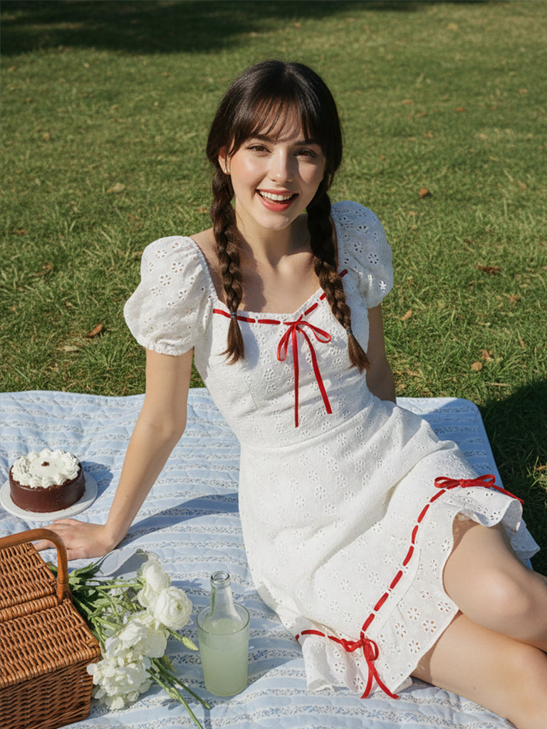 [Pre-Sale] White 1960s Cotton Embroidered Bow Puff Ruffled Dress