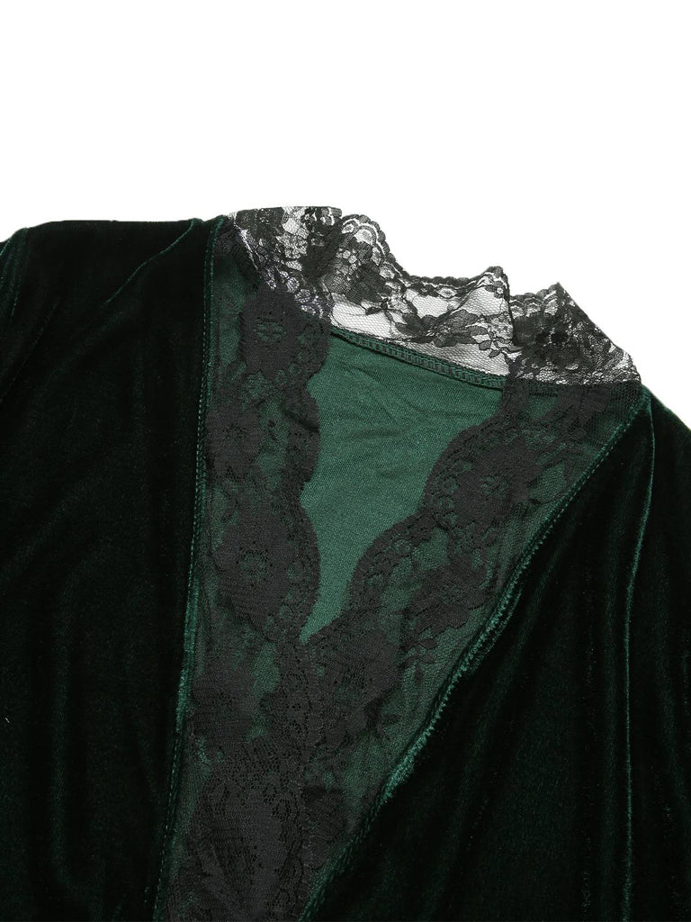 1970s Lace Trim Velvet Lounge Night Robe