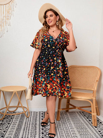 [Plus Size] 1950s Multicolored Floral Flare Sleeve Dress