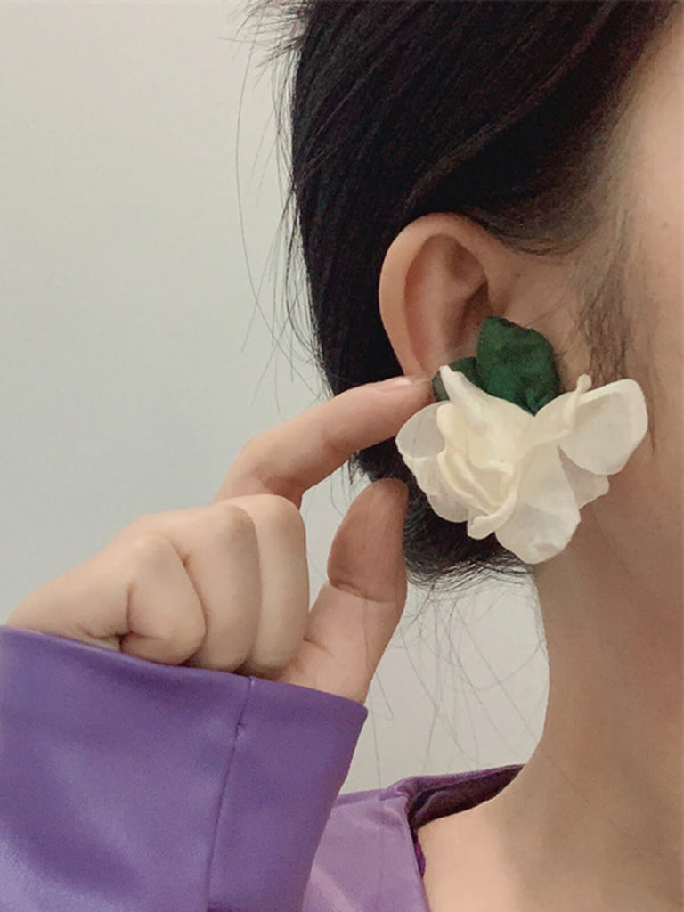 Retro Chiffon 3D Flower Stud Earrings