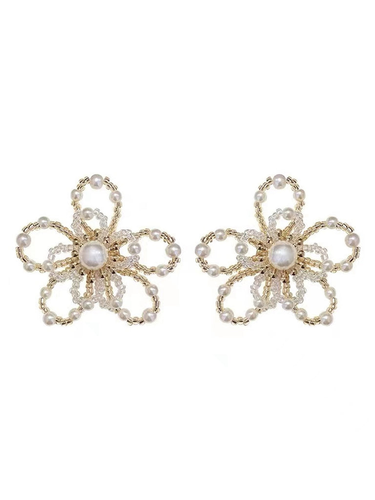 White Retro Beading Flower Hollow Stud Earrings