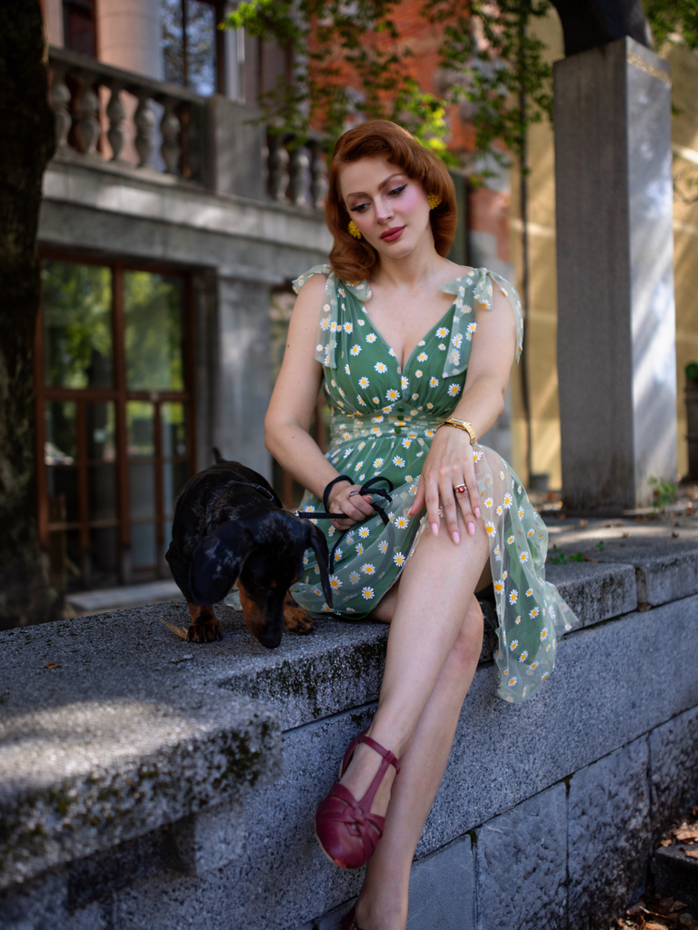 Green 1950s Daisy Mesh Swing Dress