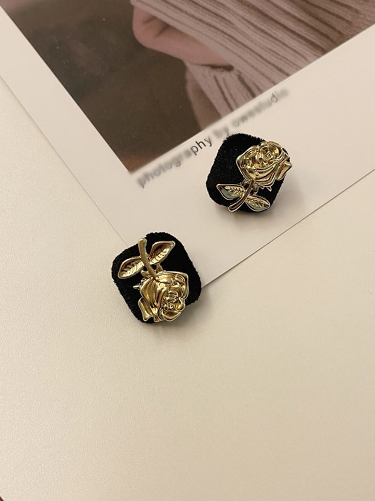 This Vintage Black & Gold Cubic Flower Earrings carries 1950s stories waiting to be told