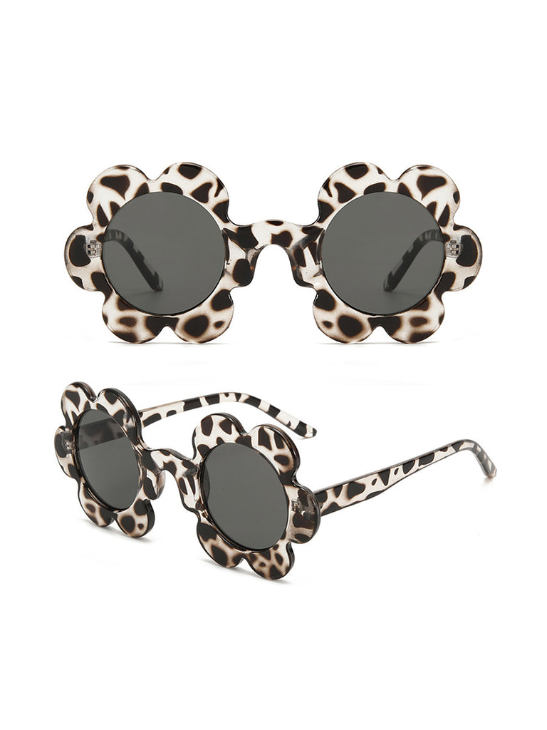 Vintage Flower Border Frame Sunglasses — 1950s vintage charm for her modern wardrobe