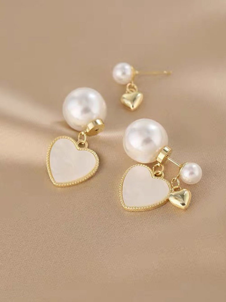 Vintage Gold Edged Pearl Heart Earrings — 1950s elegance in the palm of her hand