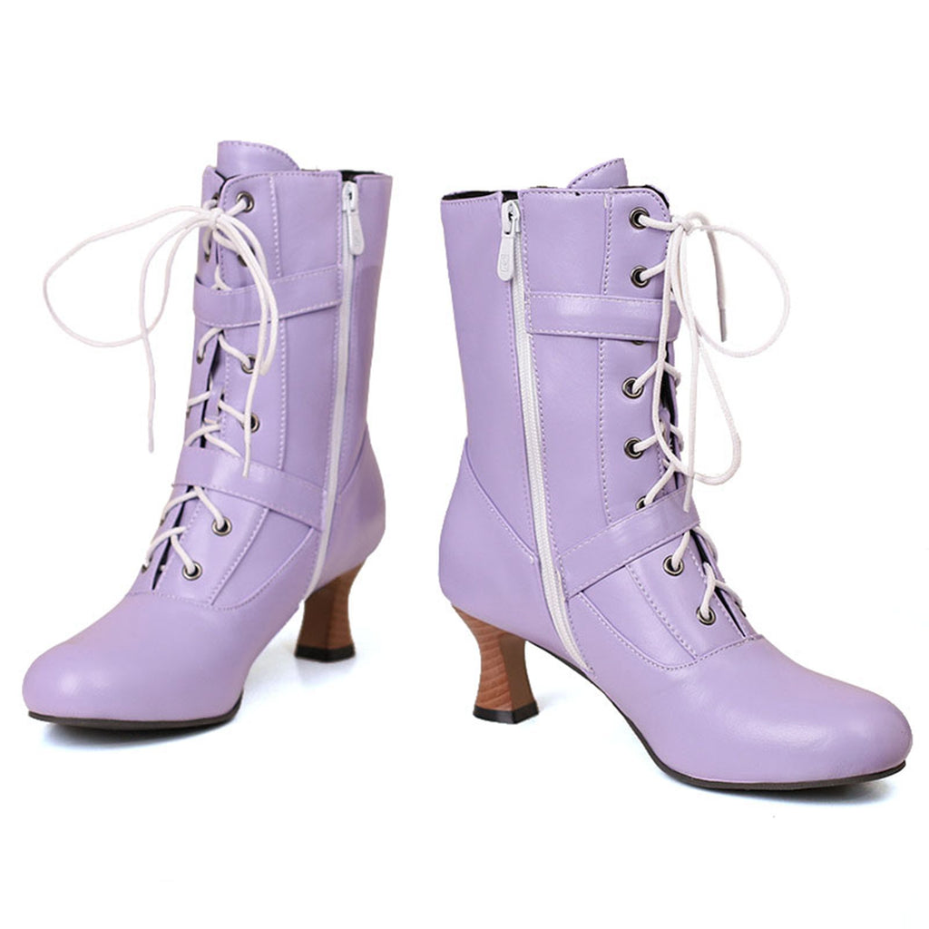 She finds her 1950s story in this Vintage Leather Lace-up High Heel Boots