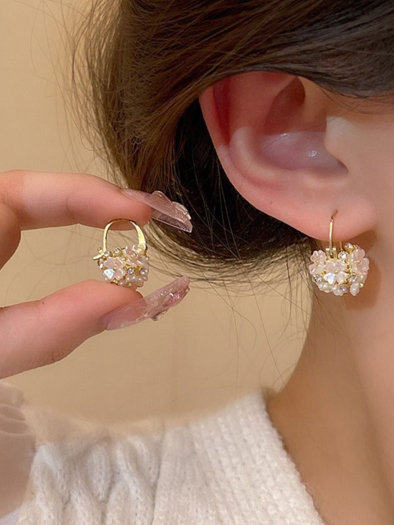 White Vintage Flower Cluster Crystal Huggie Earrings - vintage jewelry, Art Deco for vintage lovers