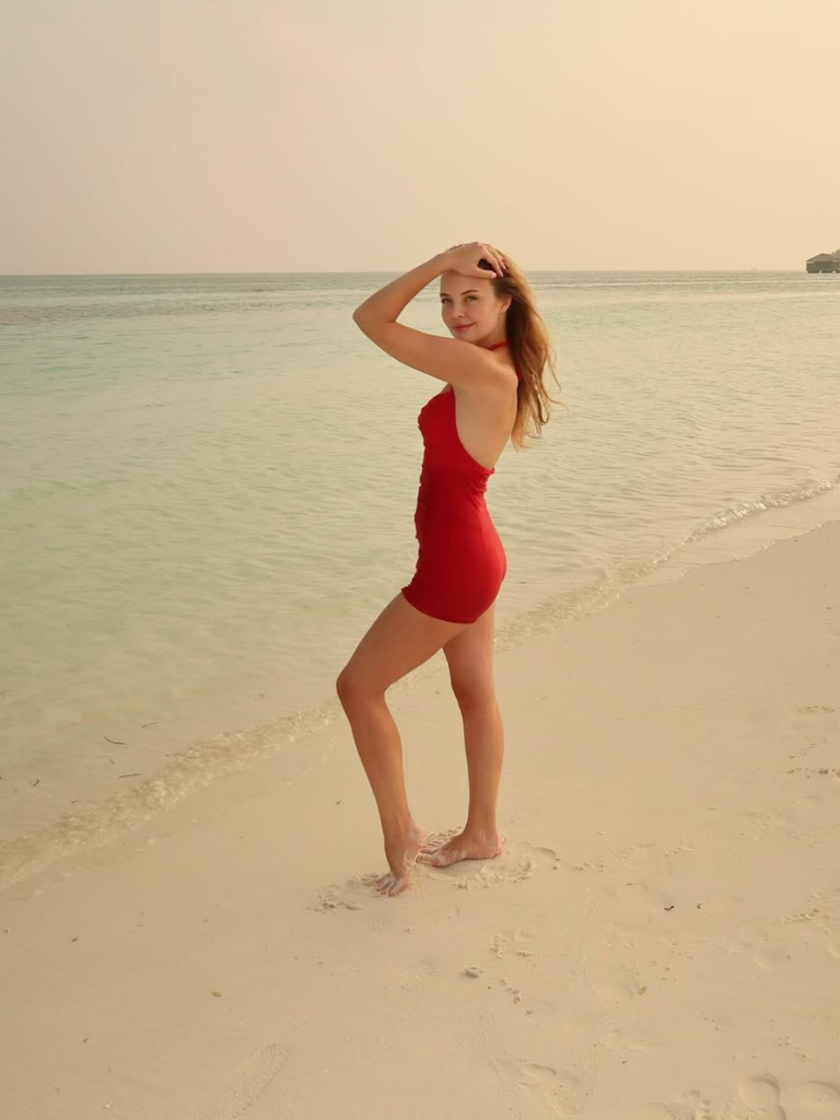 Black 1950s Solid Gathered Halter Swimsuit