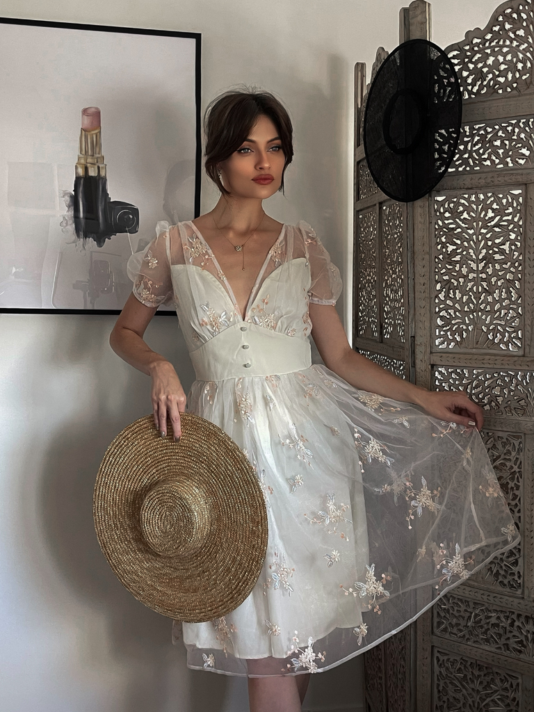 White 1950s Deep V-Neck Embroidered Floral Dress